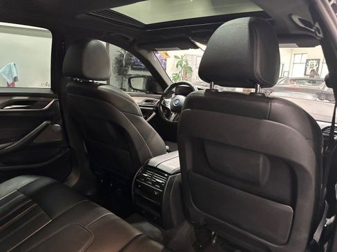 Used 2018 BMW 540i xDrive w/ M Sport Package AWD/4WD image 48