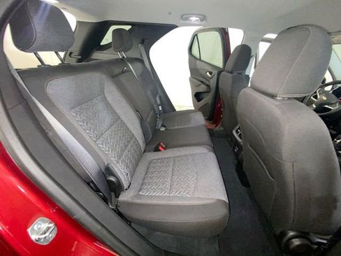 Used 2024 Chevrolet Equinox LT image 31