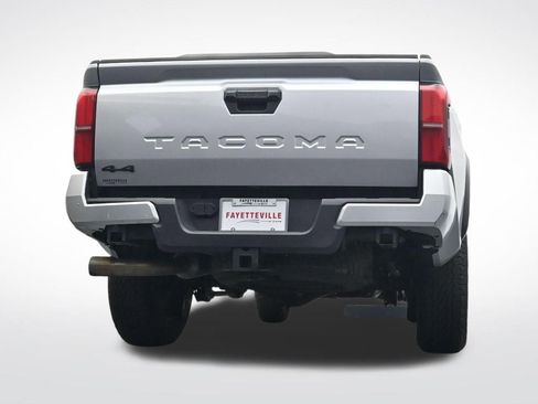 Used 2024 Toyota Tacoma TRD Off-Road image 34