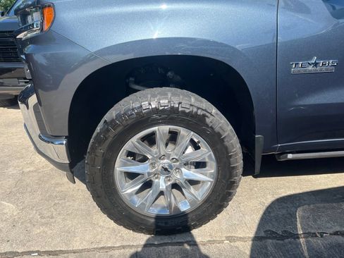 Used 2022 Chevrolet Silverado 1500 LTZ AWD/4WD image 7