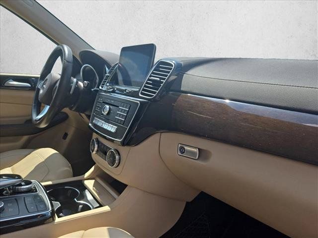 Used 2017 Mercedes-Benz GLS 450 4MATIC image 18