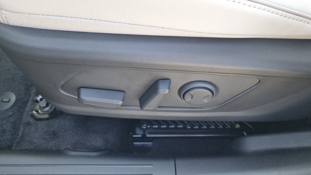New 2026 Hyundai Tucson Limited AWD/4WD image 16