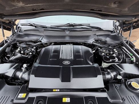 Used 2017 Land Rover Range Rover Supercharged image 42