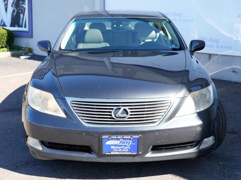 Used 2007 Lexus LS 460 RWD image 5