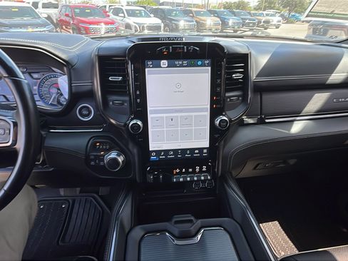 Used 2022 RAM 1500 Limited AWD/4WD image 19