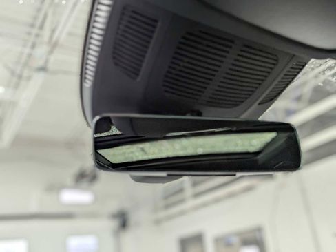 New 2026 Mercedes-Benz GLS 450 4MATIC image 33