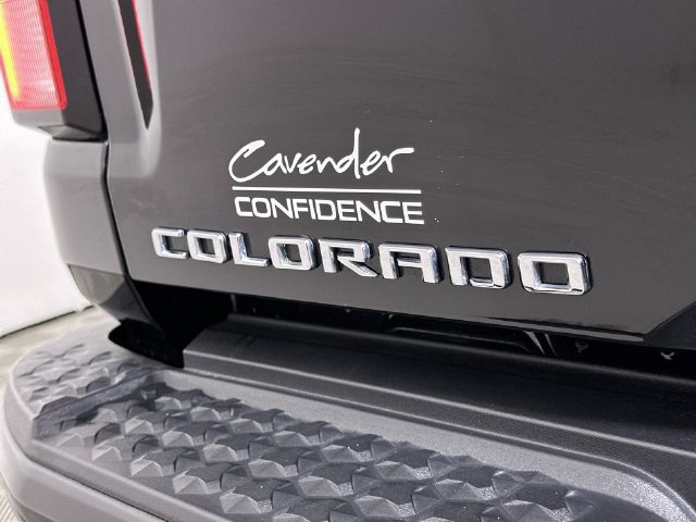 Used 2024 Chevrolet Colorado ZR2 w/ ZR2 Convenience Package III AWD/4WD image 32