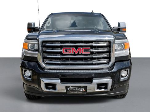 Used 2017 GMC Sierra 2500 SLT w/ All Terrain HD Package AWD/4WD image 3