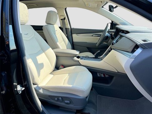 New 2025 Cadillac XT5 Premium Luxury w/ Technology Package image 30