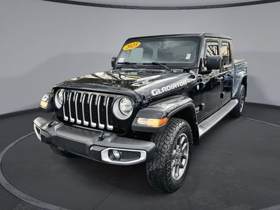 Used 2023 Jeep Gladiator Overland w/ Popular Equipment Package