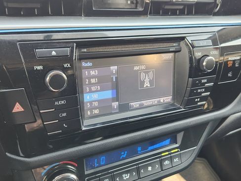Used 2016 Toyota Corolla S FWD image 20