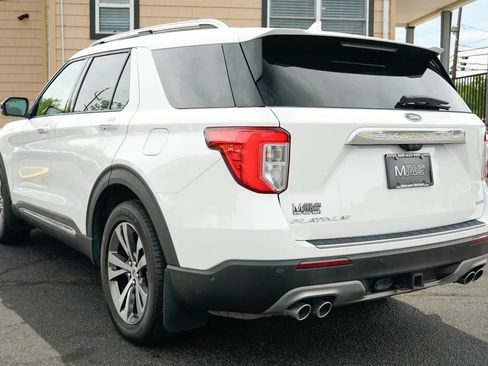 Used 2020 Ford Explorer Platinum w/ Premium Technology Package AWD/4WD image 7