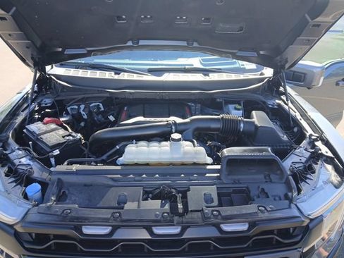 Certified 2025 Ford F150 Raptor AWD/4WD image 19
