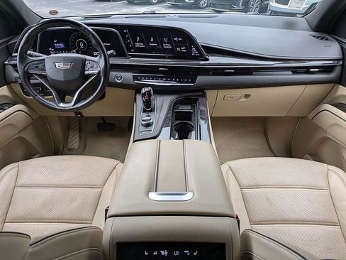 Used 2021 Cadillac Escalade ESV Premium Luxury w/ Driver Assist Tech Package RWD image 17
