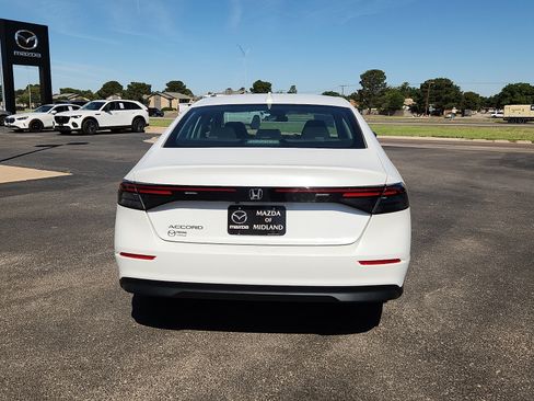 Used 2024 Honda Accord EX image 6
