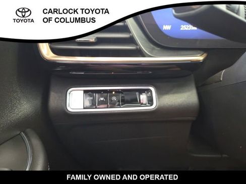 Used 2024 Buick Envision Avenir AWD/4WD image 25