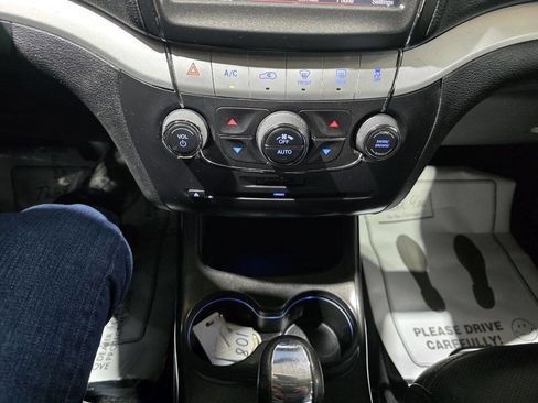 Used 2015 Dodge Journey R/T w/ Flexible Seating Group AWD/4WD image 38