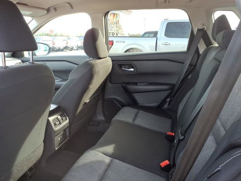 Used 2024 Nissan Rogue SV image 13