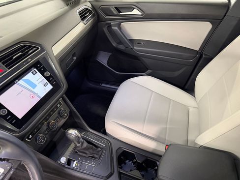 Used 2019 Volkswagen Tiguan SEL Premium R-Line FWD image 19
