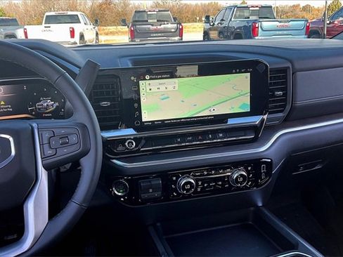 New 2026 GMC Sierra 2500 SLT w/ SLT Convenience Package image 7