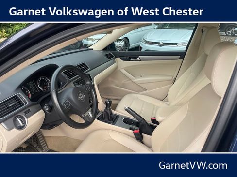 Used 2015 Volkswagen Passat TDI SE FWD image 9
