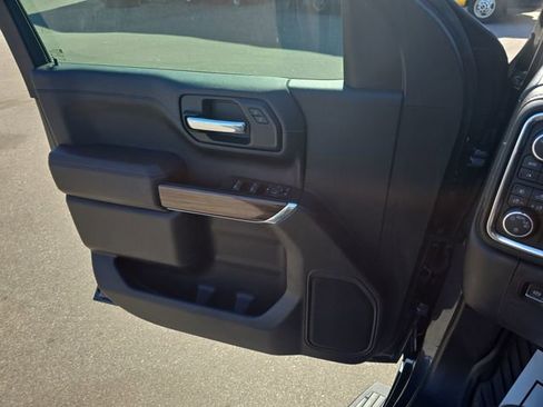 Used 2021 Chevrolet Silverado 1500 RST image 26