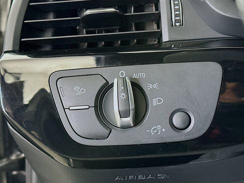 Used 2019 Audi A4 2.0T Premium Plus w/ Premium Plus Package image 16