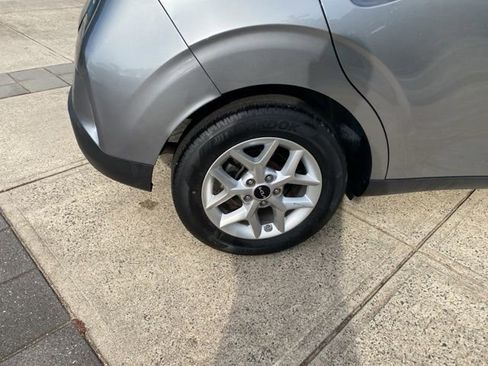 Used 2023 Kia Soul S image 14