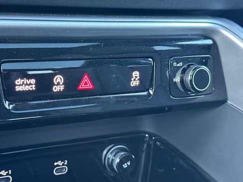 Used 2025 Audi Q5 Premium Plus w/ Premium Plus image 21