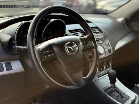 Used 2010 MAZDA MAZDA3 i Touring FWD image 28