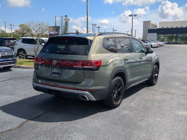 Used 2024 Volkswagen Atlas Peak Edition SEL AWD/4WD image 6