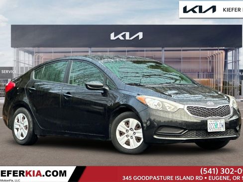 Used 2016 Kia Forte LX image 1