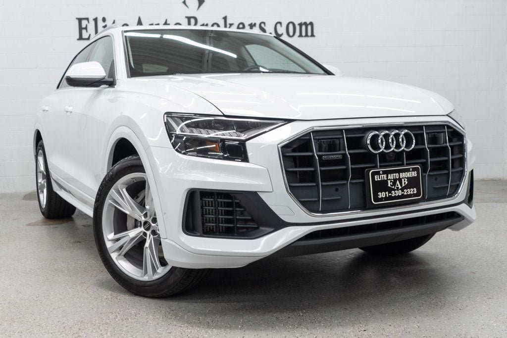 Used 2023 Audi Q8 Premium w/ Convenience Package AWD/4WD image 7