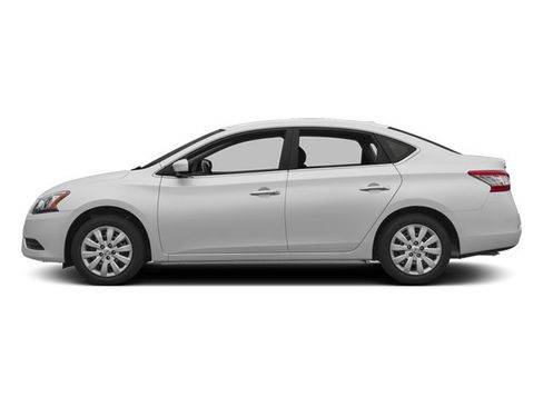 Used 2014 Nissan Sentra SR w/ Premium Package FWD image 3