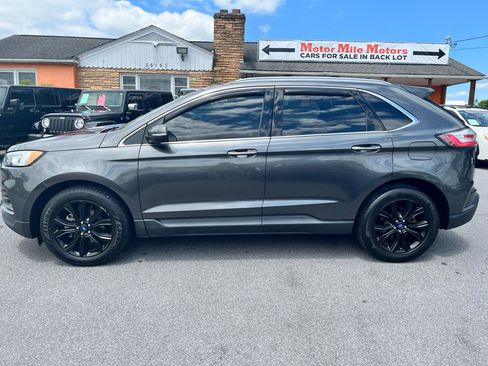 Used 2020 Ford Edge Titanium FWD image 8