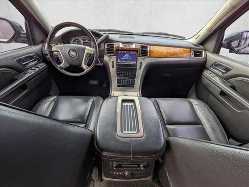 Used 2014 Cadillac Escalade ESV Platinum image 20