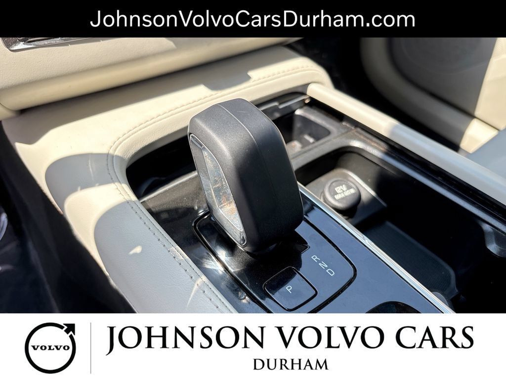Used 2023 Volvo XC90 B5 Core w/ Climate Package AWD/4WD image 23