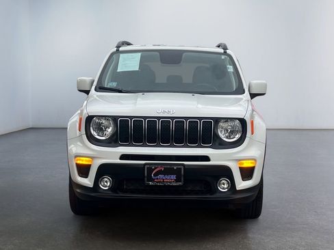Used 2020 Jeep Renegade Latitude w/ Cold Weather Group image 2