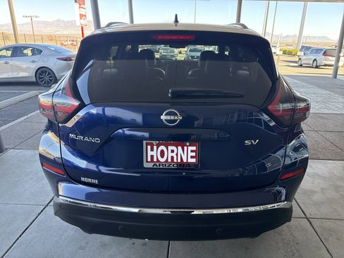 Used 2023 Nissan Murano SV image 5