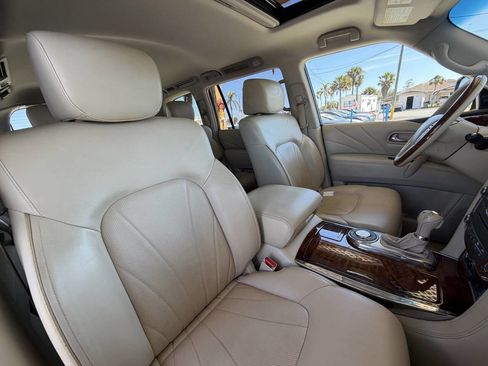Used 2015 INFINITI QX80 2WD w/ Deluxe Technology Package image 26