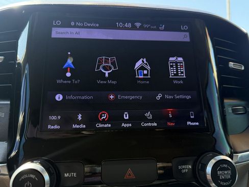 Used 2019 RAM 1500 Laramie AWD/4WD image 13