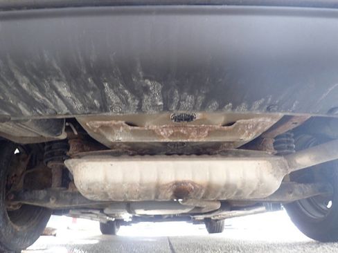 Used 2013 Dodge Avenger SE image 36