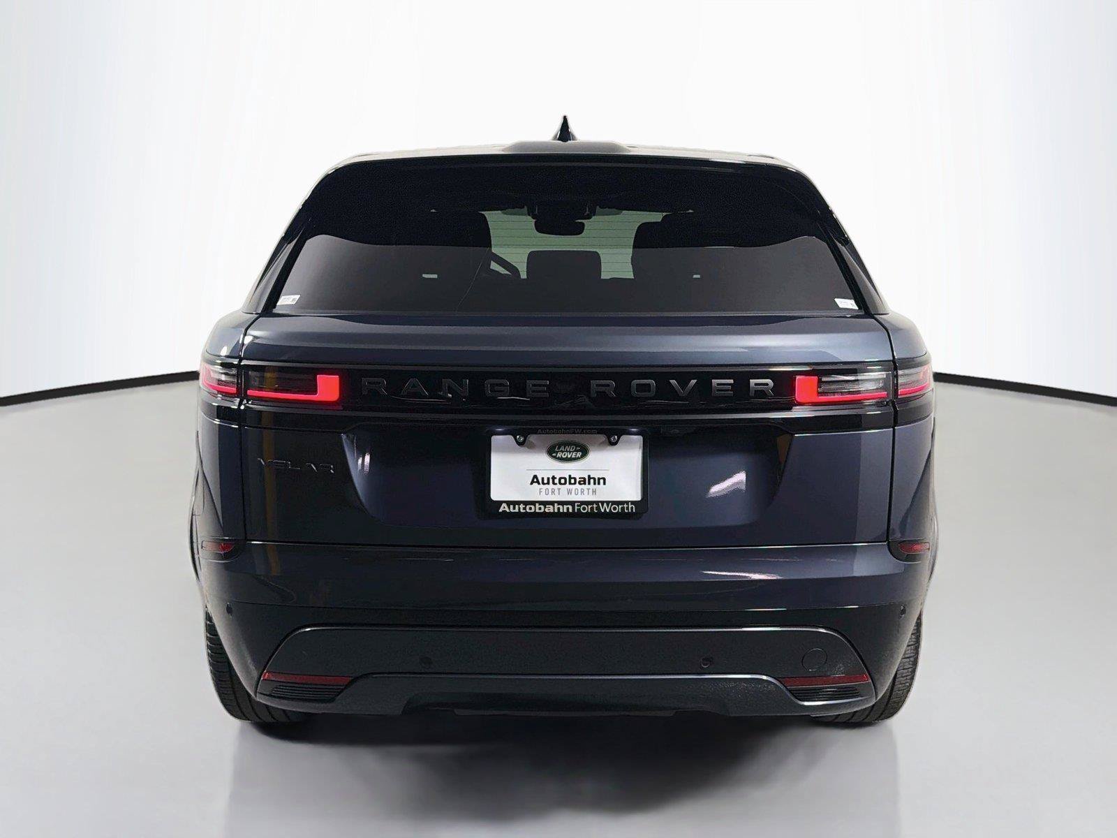 Certified 2026 Land Rover Range Rover Velar Dynamic SE AWD/4WD image 6