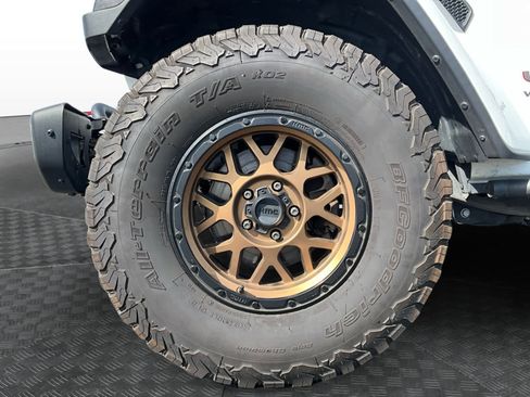 Used 2021 Jeep Wrangler Unlimited Rubicon AWD/4WD image 15