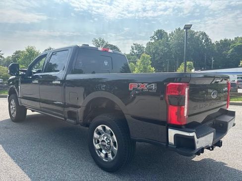 Used 2024 Ford F250 Lariat w/ Lariat Ultimate Package AWD/4WD image 6