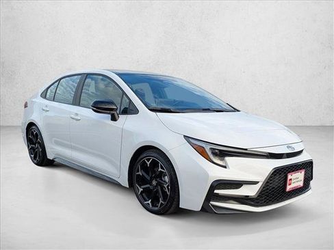 Certified 2025 Toyota Corolla FX image 3