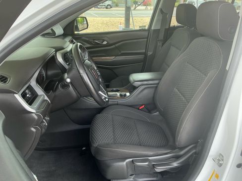 Used 2018 GMC Acadia SLE w/ LPO, Floor Liner Package image 14