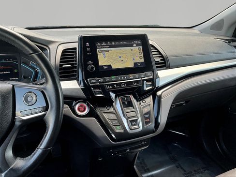 Used 2023 Honda Odyssey Touring image 9