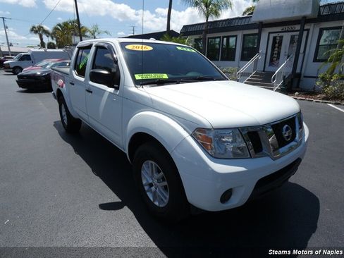 Used 2016 Nissan Frontier SV AWD/4WD image 1