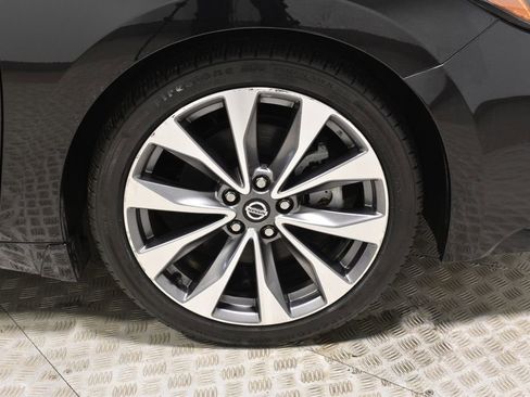 Used 2021 Nissan Maxima Platinum w/ Sport Mat Group FWD image 37